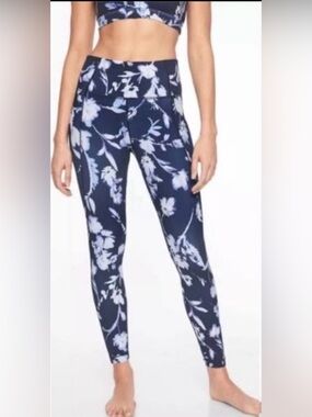 Athleta Water Flower Salutation Leggings Navy Blue White Floral Sz Small Yoga